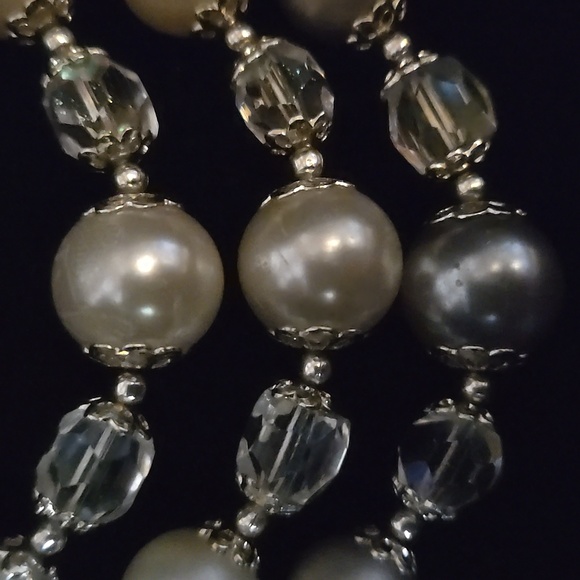 Made In Japan. Stunning Vintage Faux Pearl And Crystal 3-strand Necklace. - Picture 2 of 12